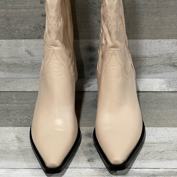 Jeffrey Campbell DAGGET Mid-Calf Western Heeled Boots in Natural Color - Sz - 6 - Picture 5 of 16